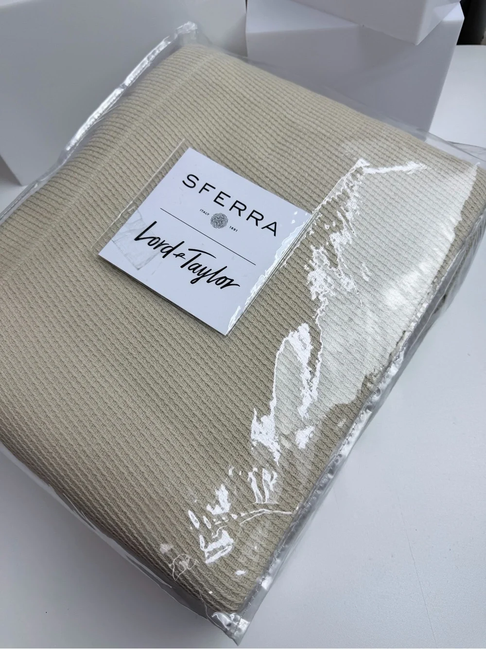 SFERRA Cialda 9378 Waffle Weave Cotton Blanket in Oat Full/Queen 100x100 NWT